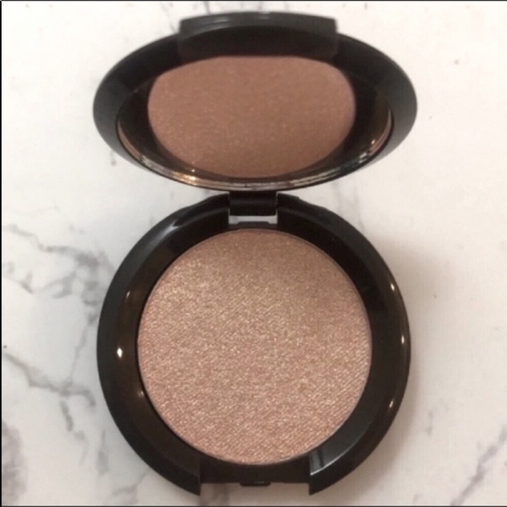 2/$30 Becca Shimmering Skin Perfector Champagne Pop